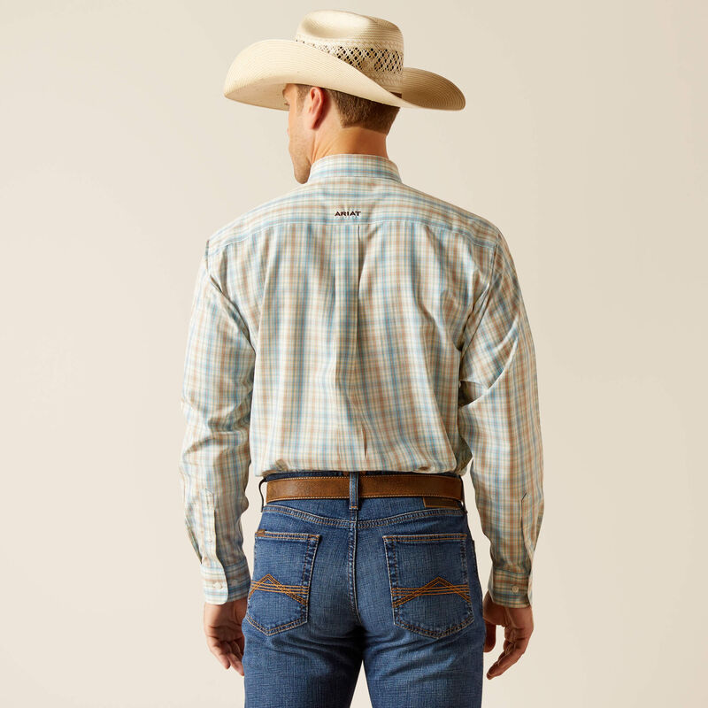 Ariat Men's Wrinkle Free Ivar Classic Fit Shirt