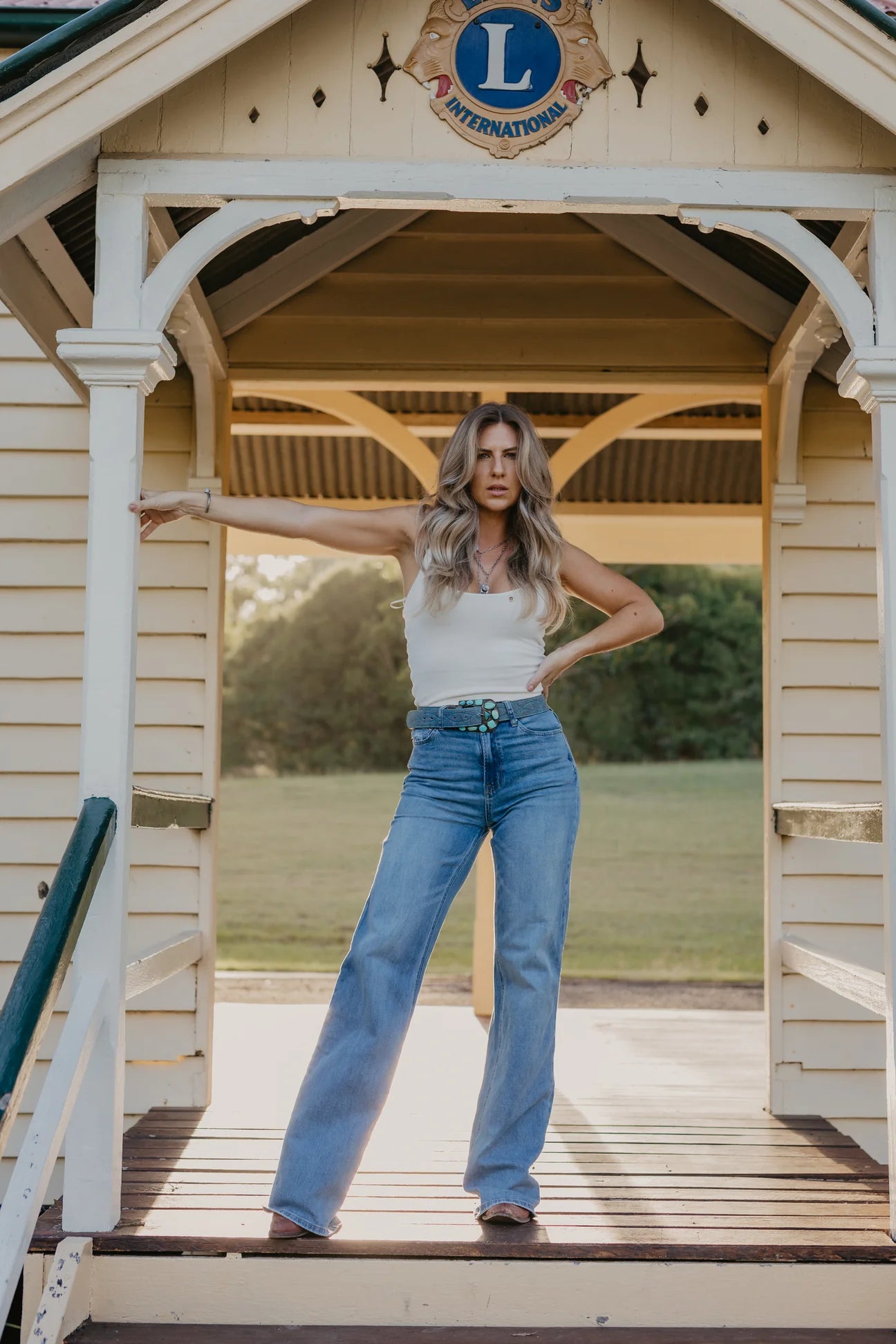 CC Western Women's Boomer High Rise Wide Leg Boyfriend Jeans - Medium Wash