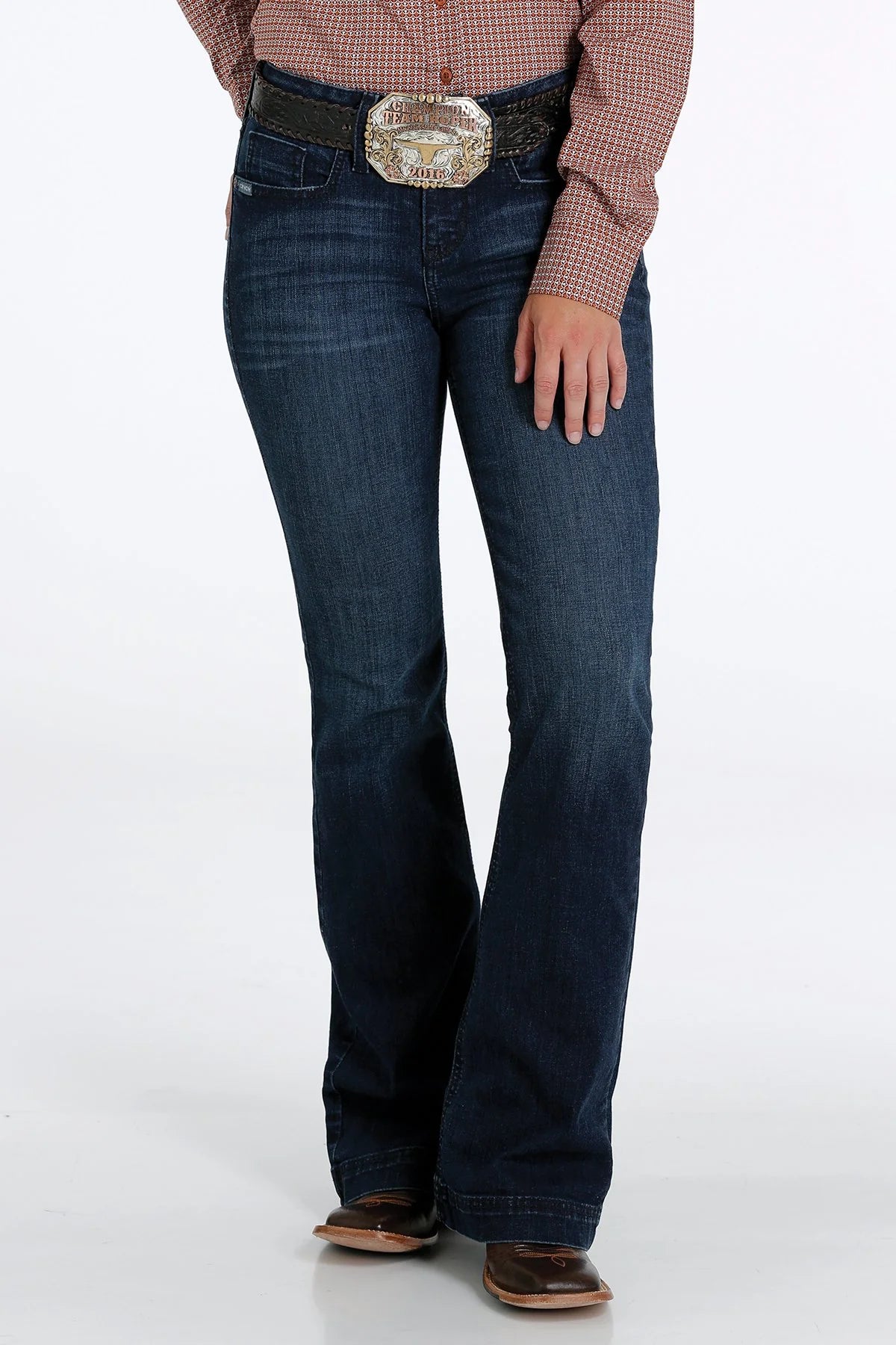 Cinch Women's Lynden 5 Pocket Flare Trouser