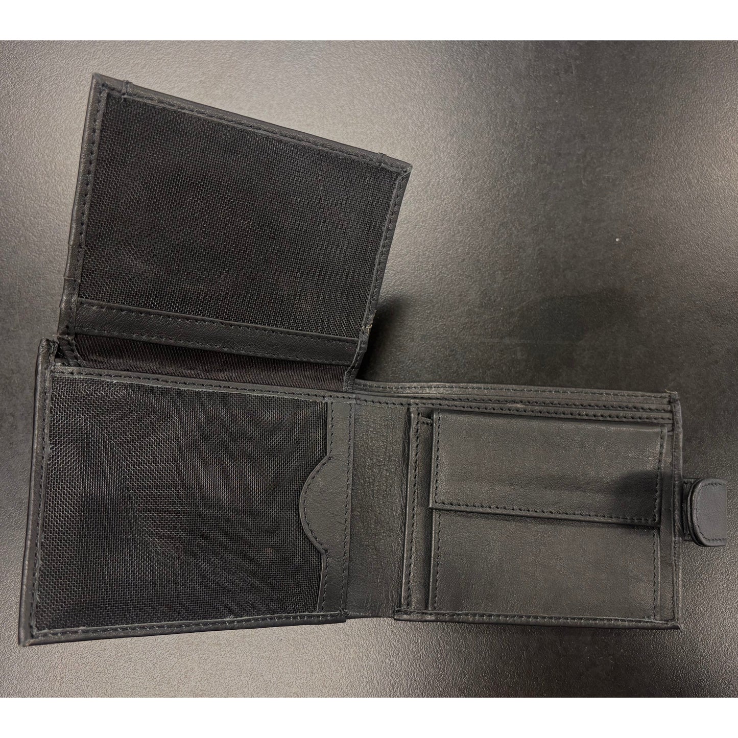 Men's Leather Wallet with Snap Closure Black