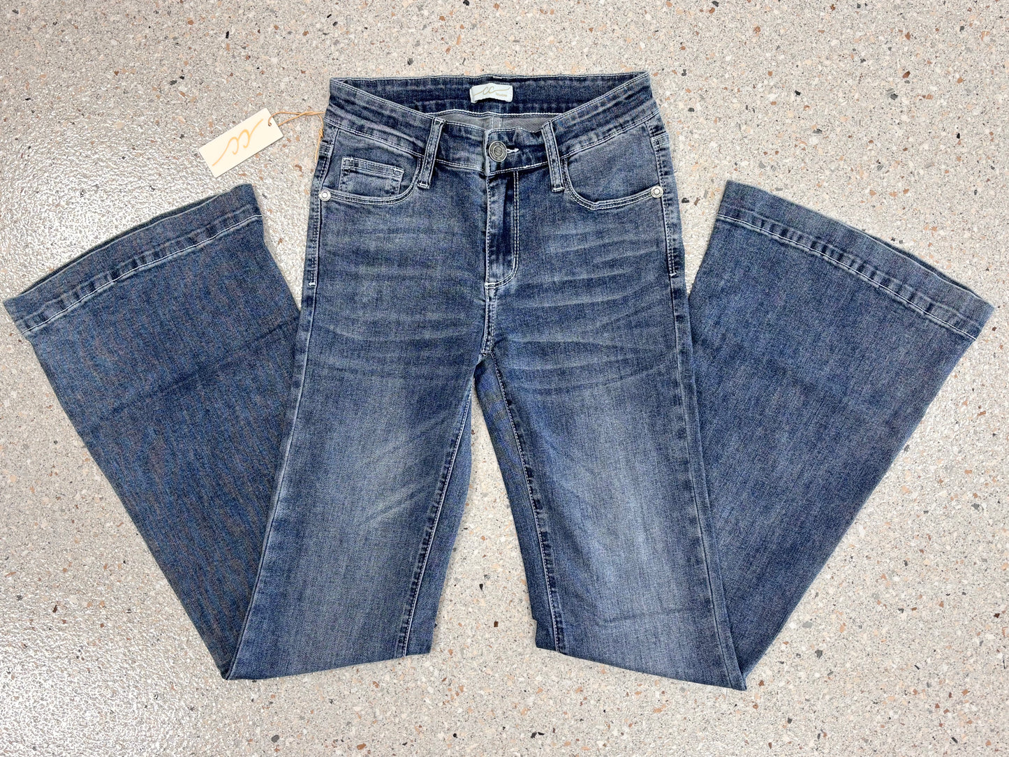 CC Carissa Classic Jean Mid Wash