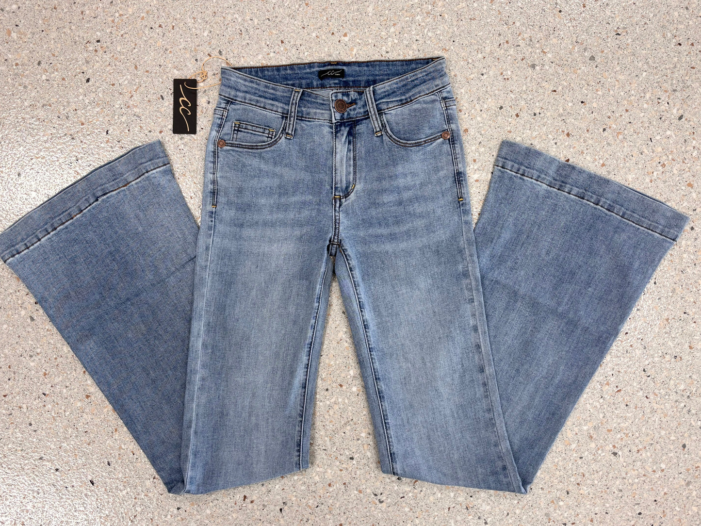 CC Carissa Classic Jean Light Wash