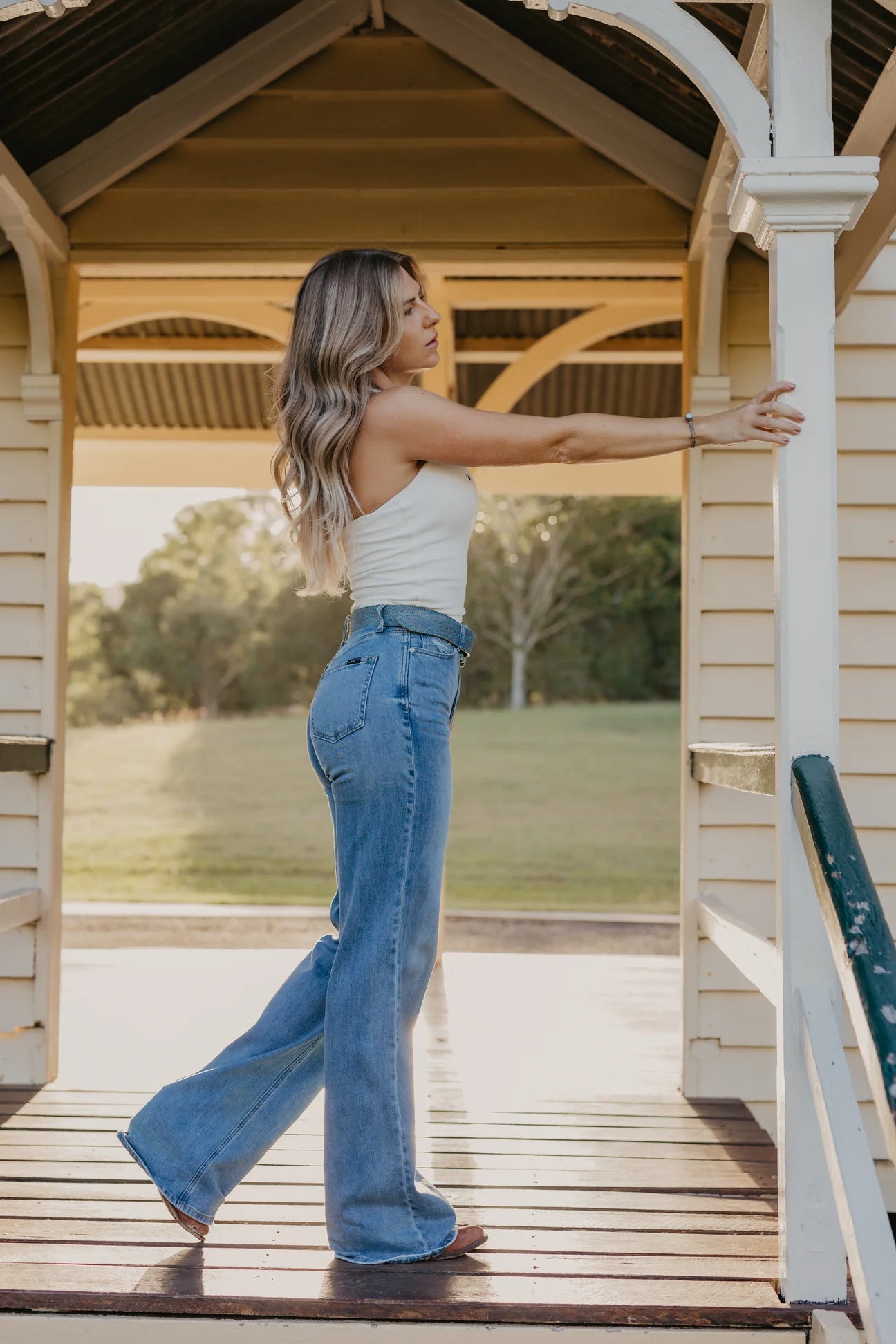 CC Western Women's Boomer High Rise Wide Leg Boyfriend Jeans - Medium Wash