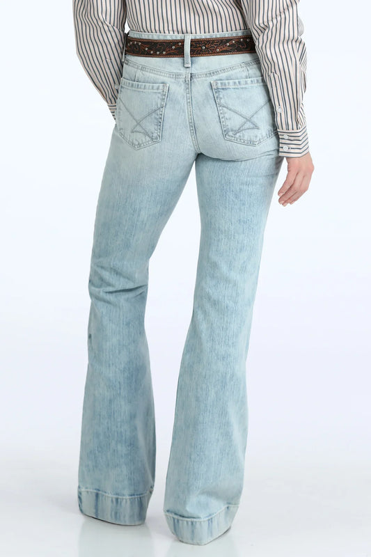 Cinch Women’s Lynden Slim Fit Trouser Jeans - Light Wash