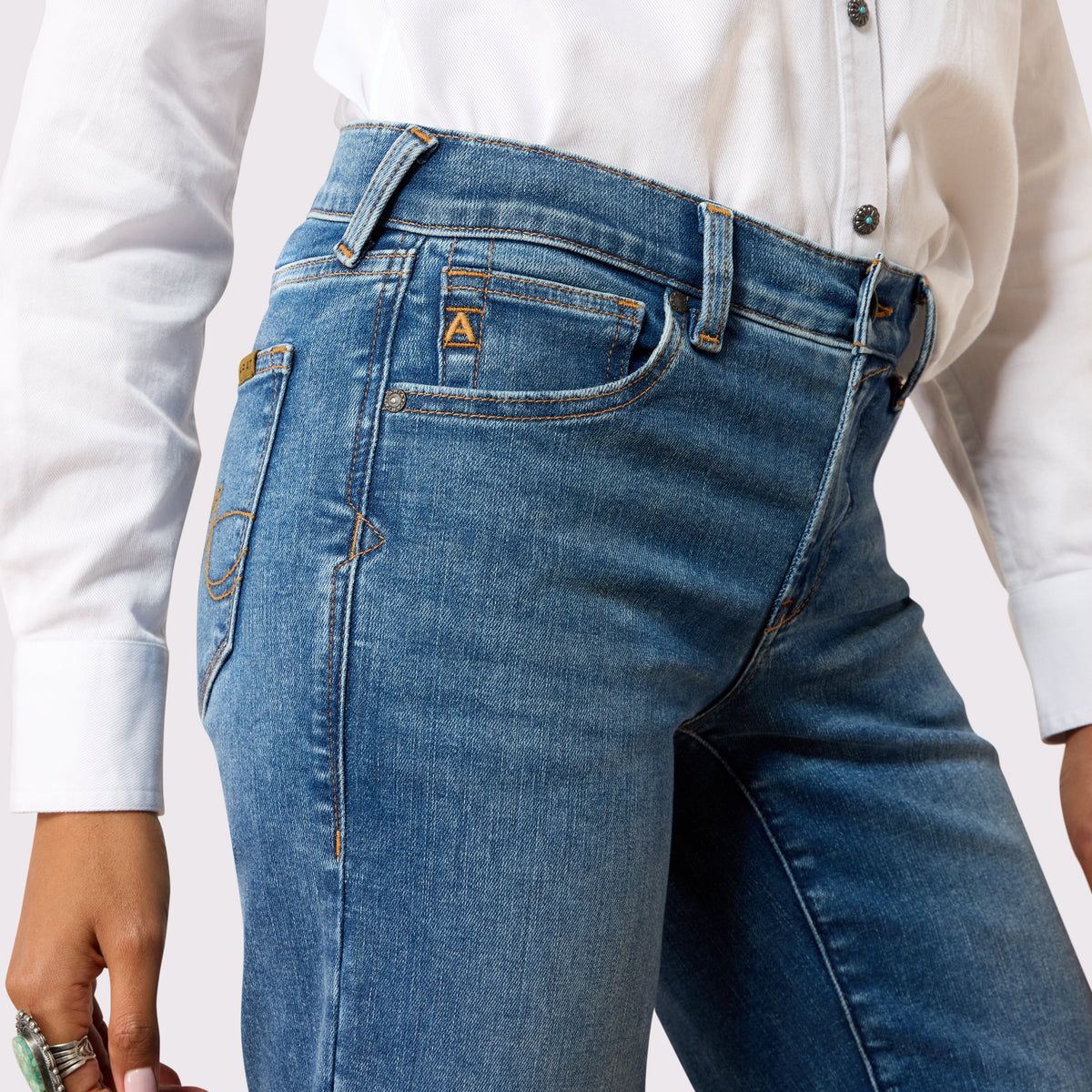 Ariat Women's Vilma Perfect Rise UltraStretch Trouser Jeans – Sky Valley