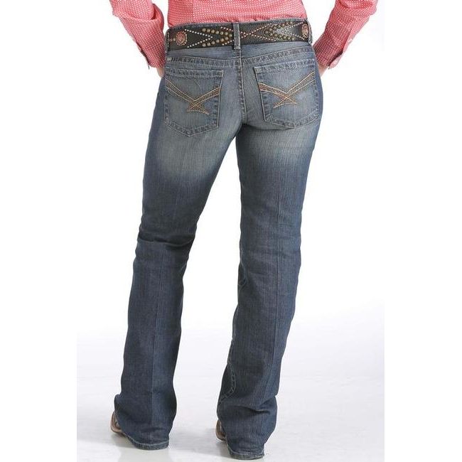 Cinch Women's Ada Relaxed Fit Medium Stonewash